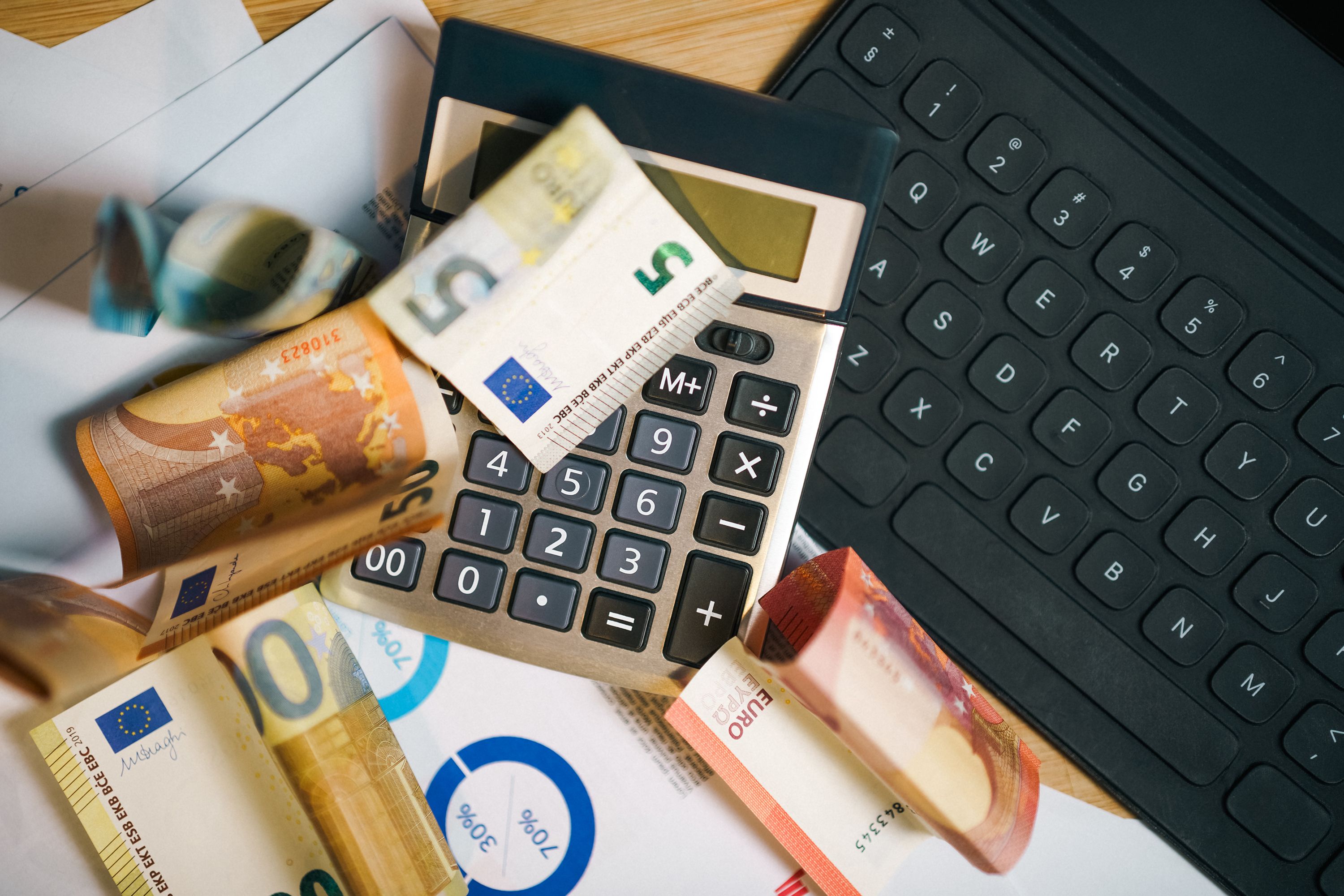 How to Pay University Tuition Fees From Abroad in 2026
