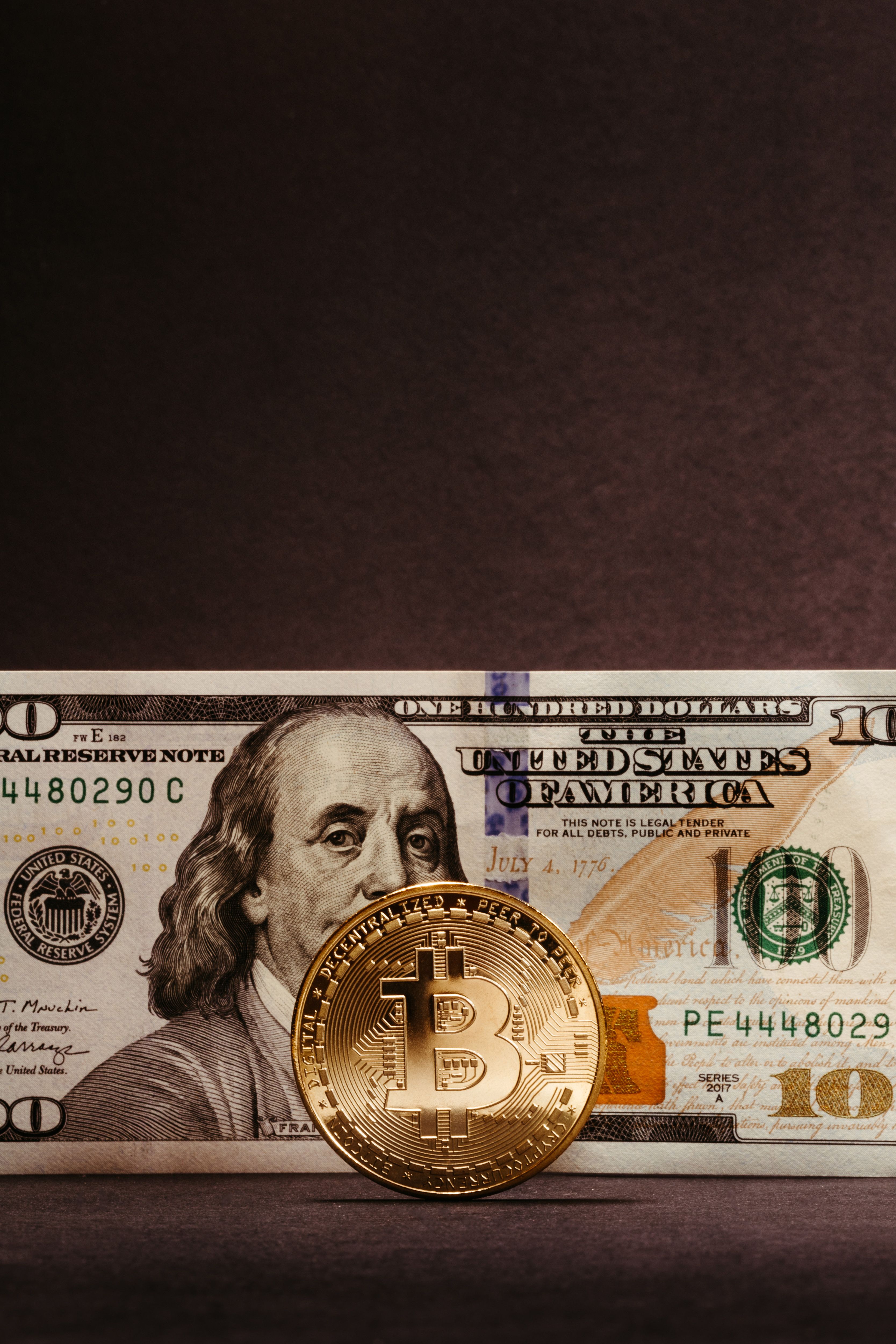 SWIFT vs Stablecoin Payments: Which Is Better for International Transfers?