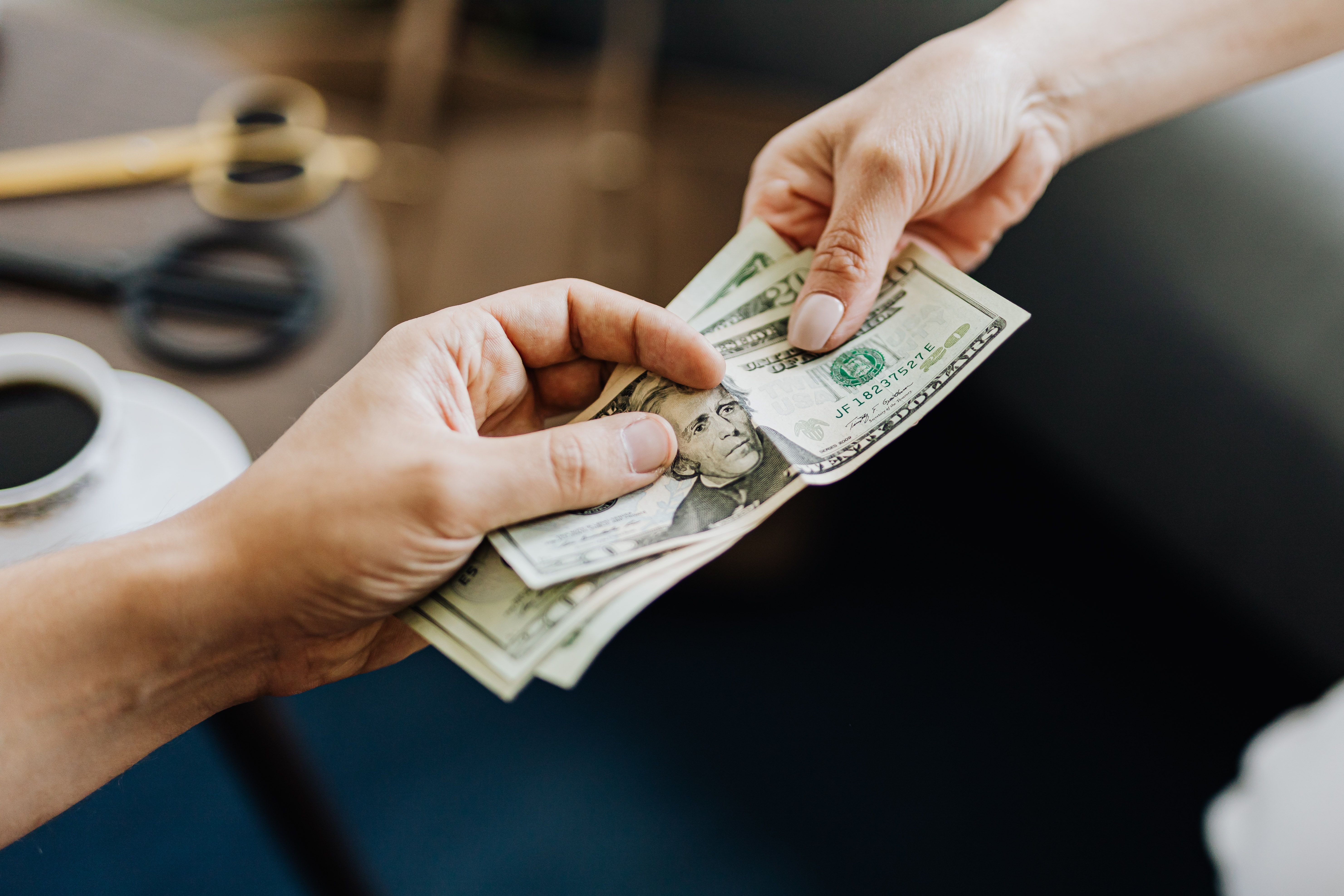 How to Compare International Merchant Payment Providers: A Buyer's Guide