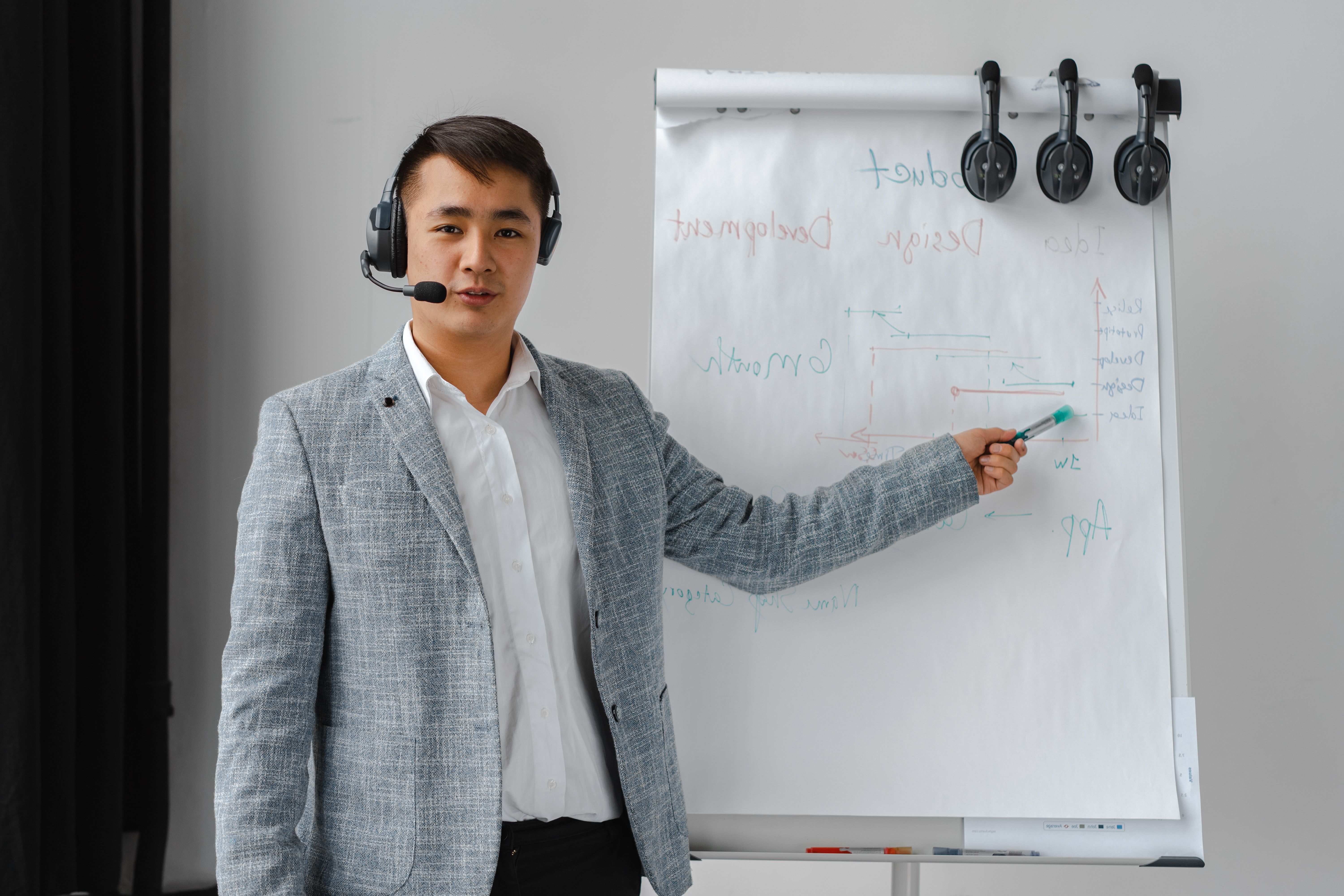 How FX Agents Can Scale Their Business With Instant Settlement and Transparent Rates