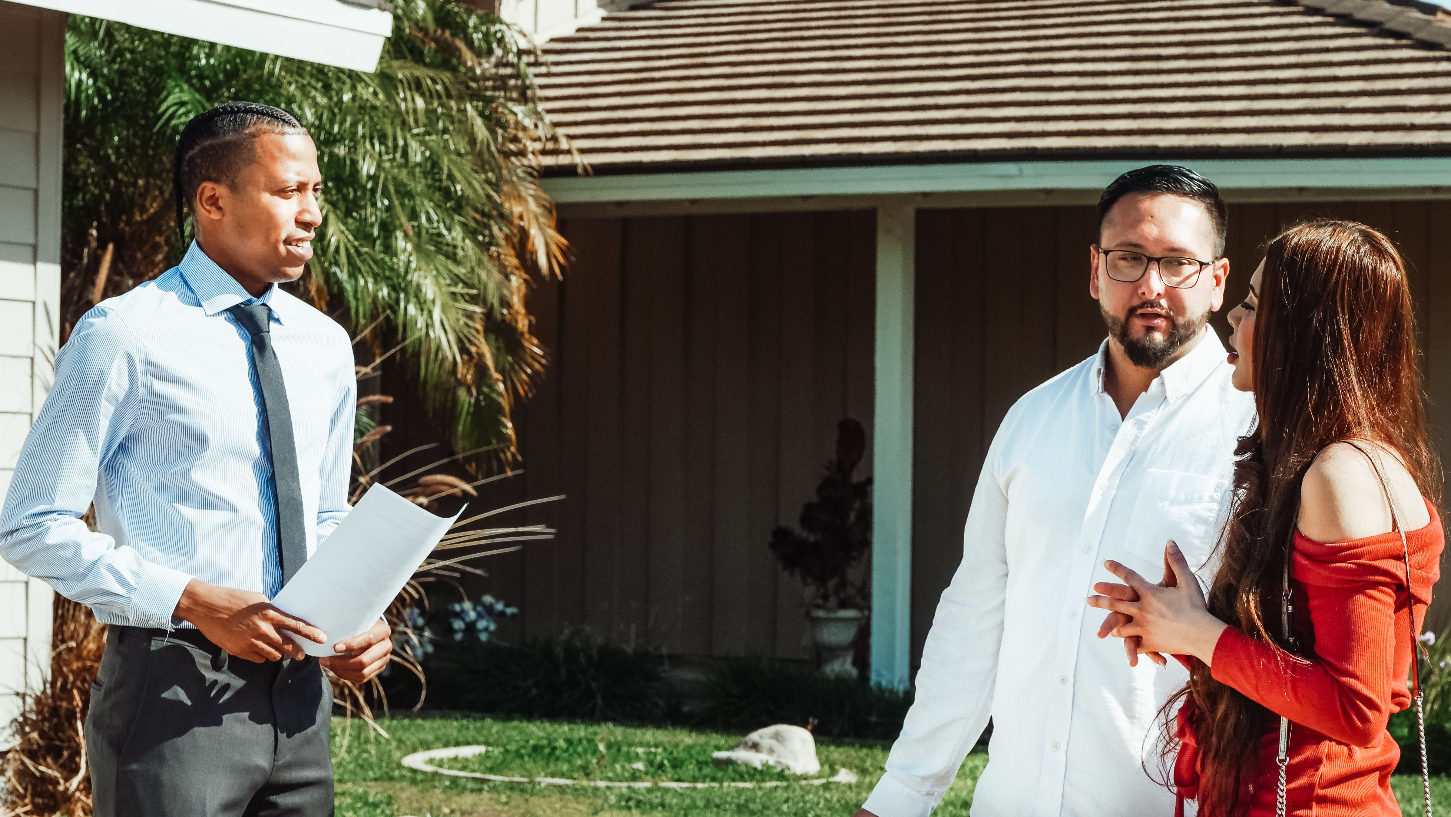 How Real Estate Investors Can Budget for Closing Costs and Transfer Fees on International Properties