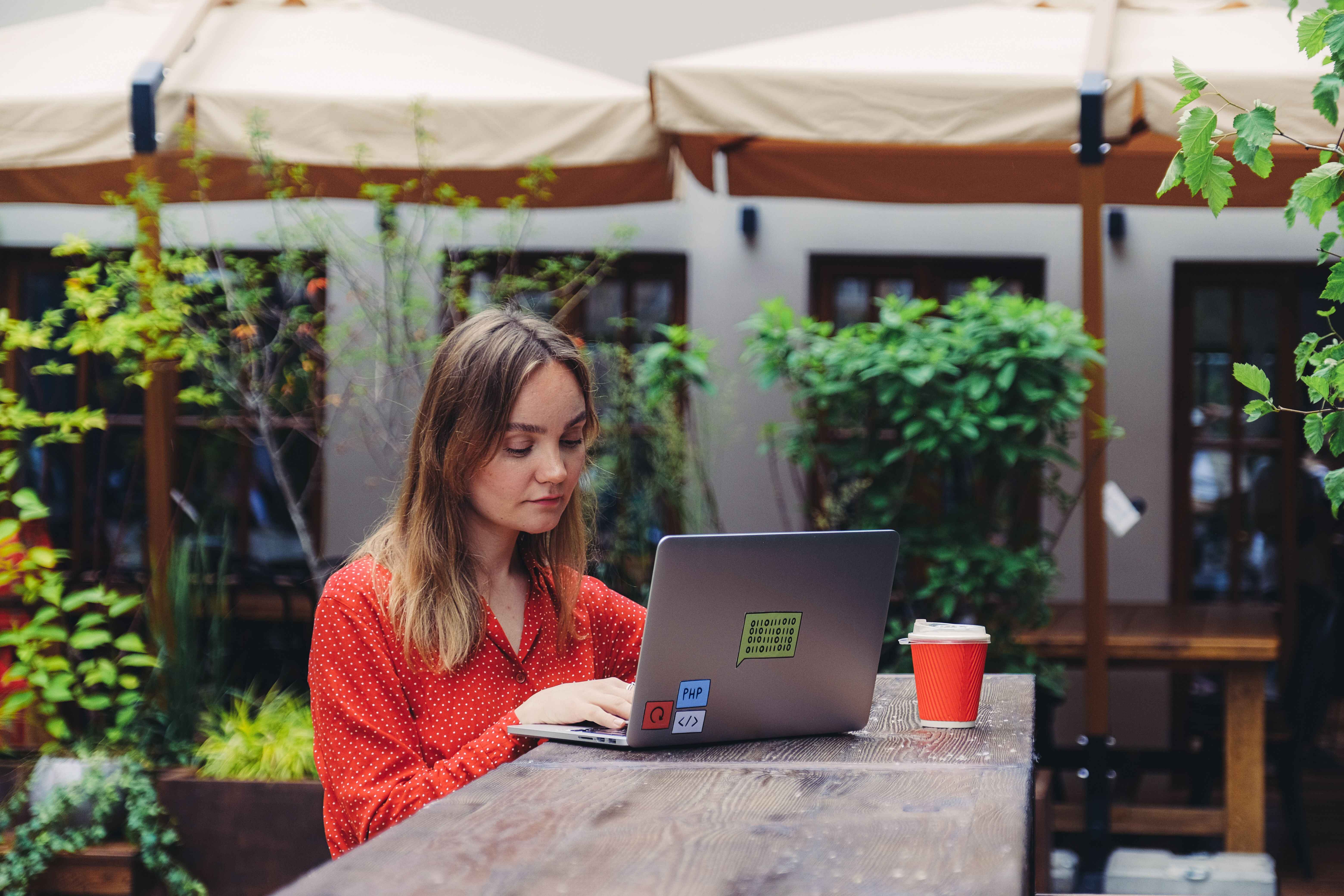 How Freelancers Can Invoice International Clients and Get Paid on Time