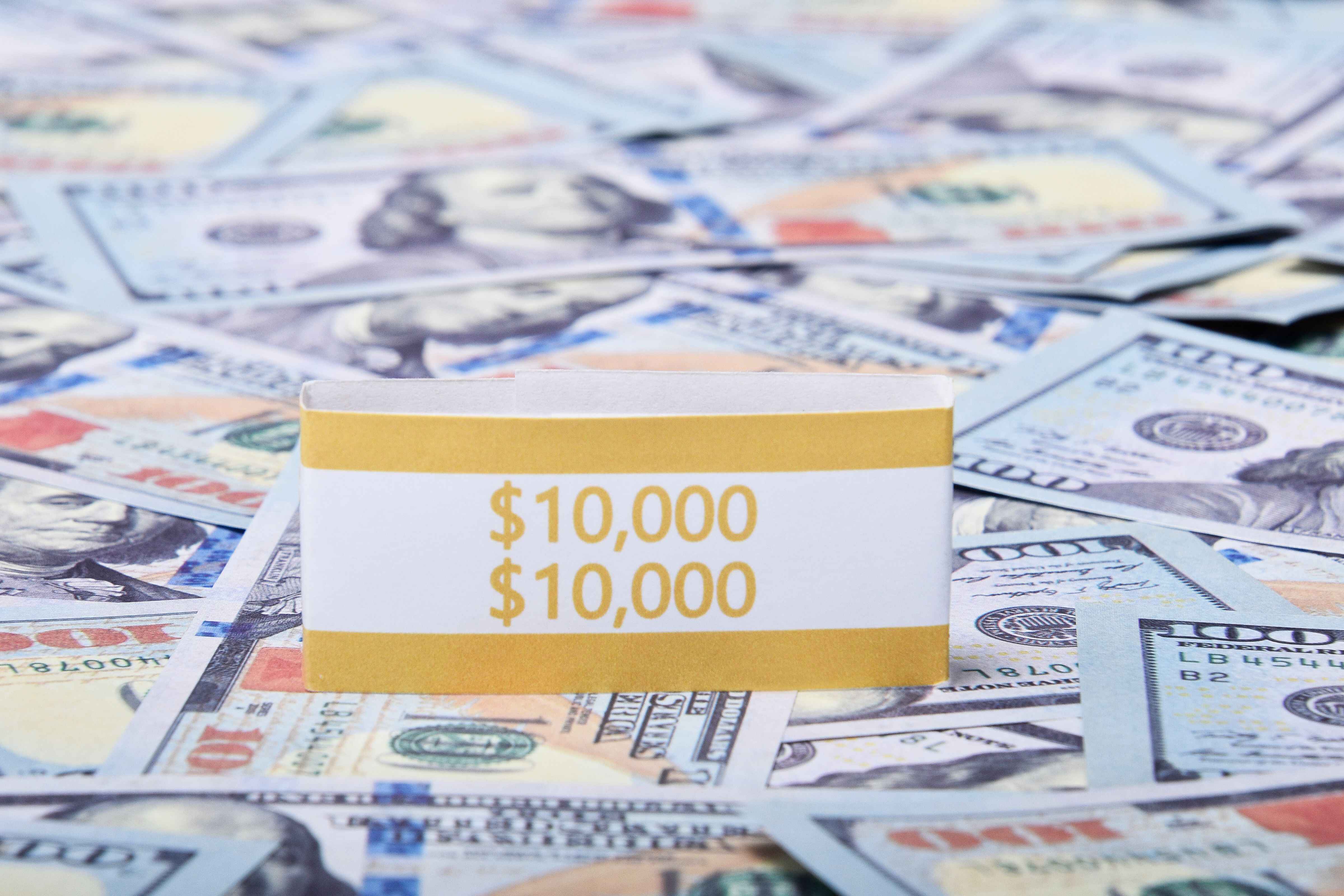 How to Transfer Large Sums of Money Internationally Without Holds or Delays