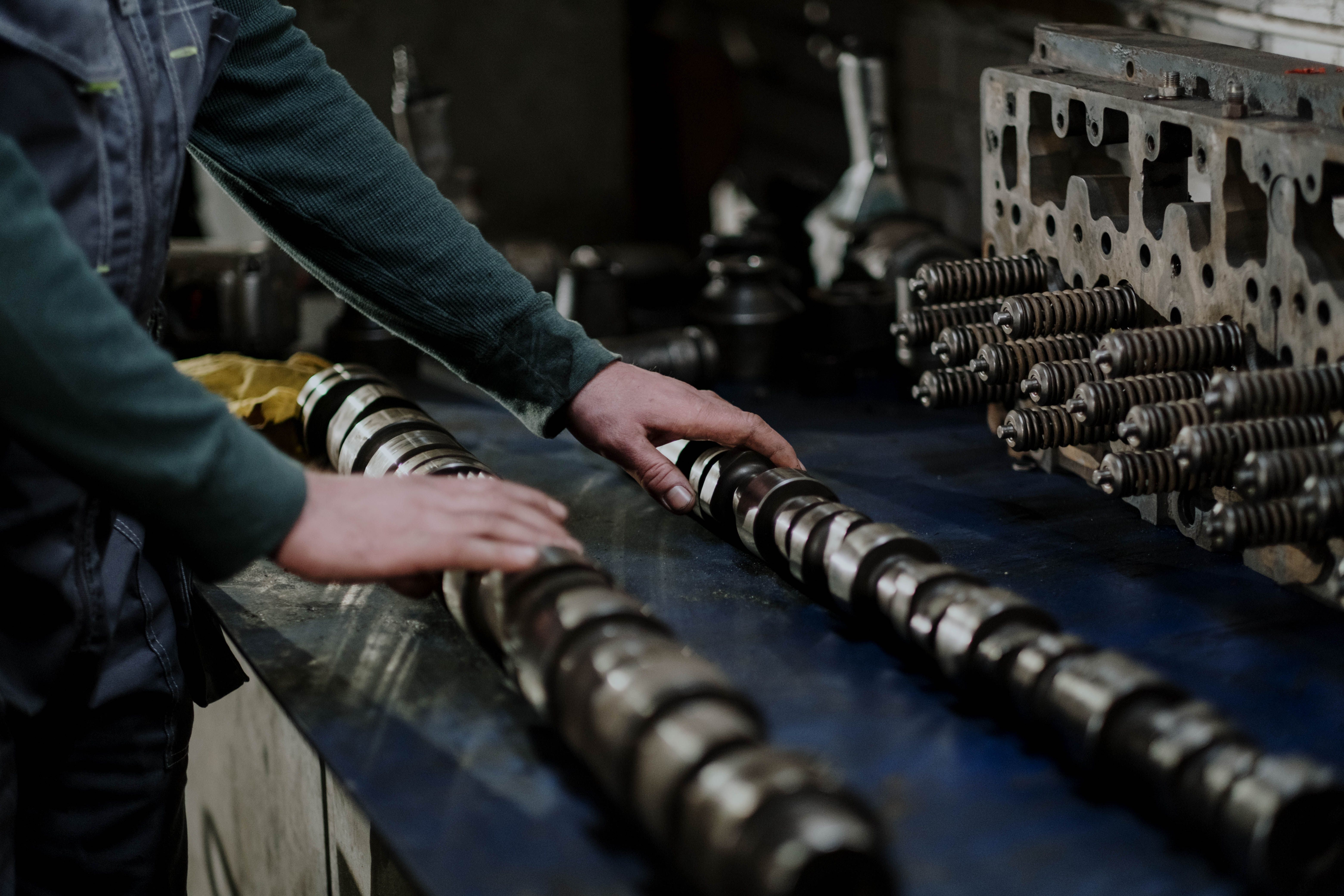 How Spare Parts Importers Can Handle Customs Valuation and Duty Payments