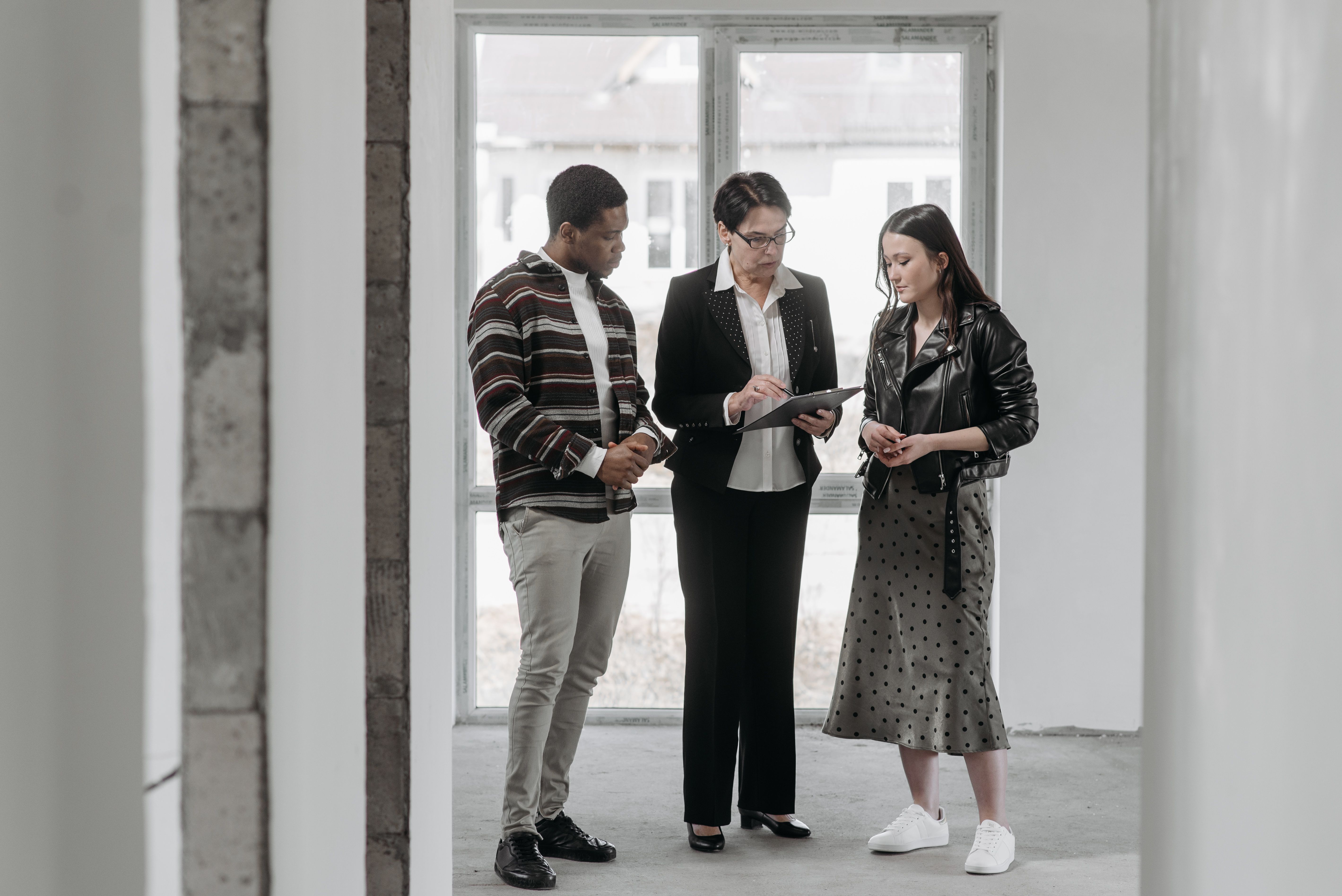 How Real Estate Investors Can Pay Property Taxes, Maintenance, and Management Fees Abroad