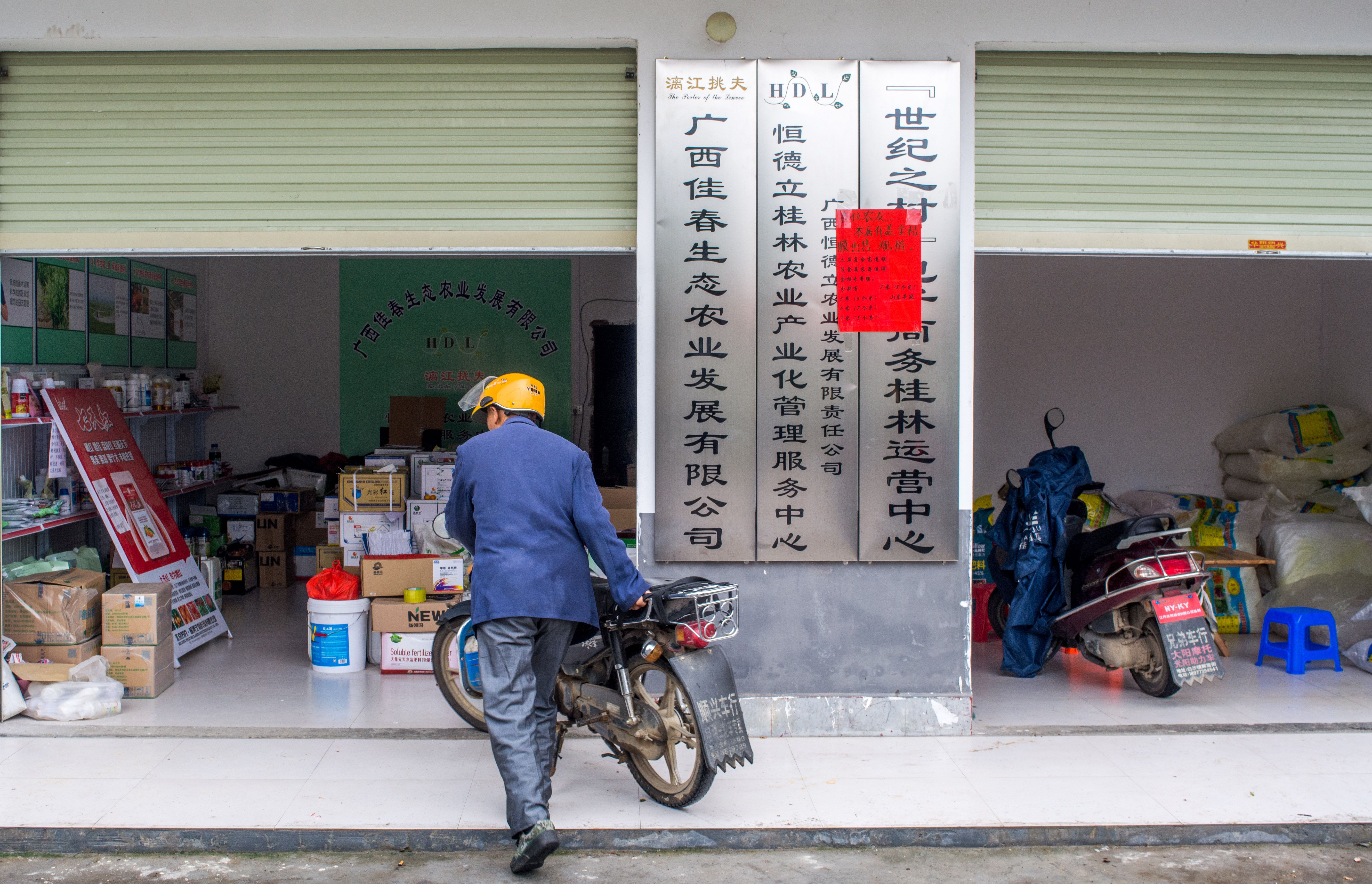 How to Pay Chinese Suppliers Without a US Bank Account
