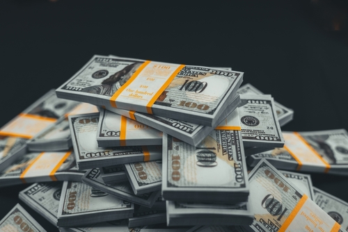 How to Transfer Large Amounts of Money Internationally in 2026